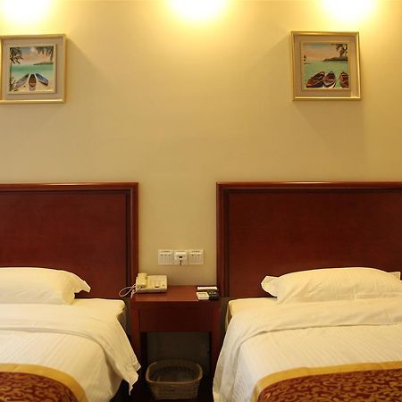 Greentree Inn Jiangsu Taizhou Jingjiang Bus Station Express Hotel Екстер'єр фото