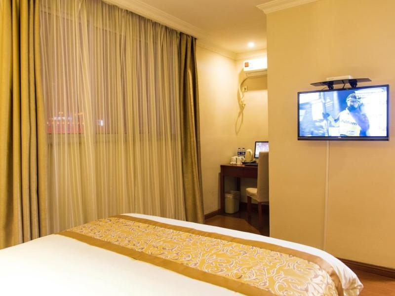 Greentree Inn Jiangsu Taizhou Jingjiang Bus Station Express Hotel Екстер'єр фото