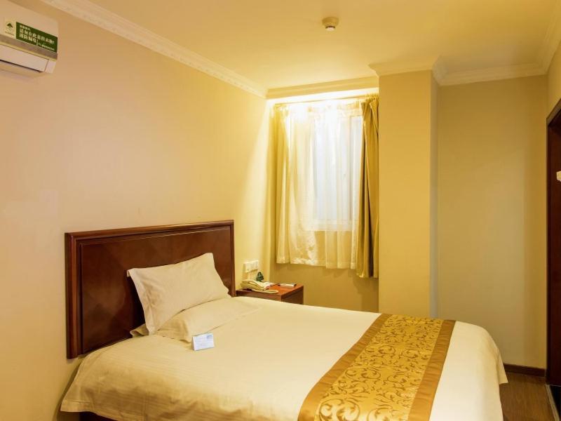 Greentree Inn Jiangsu Taizhou Jingjiang Bus Station Express Hotel Екстер'єр фото