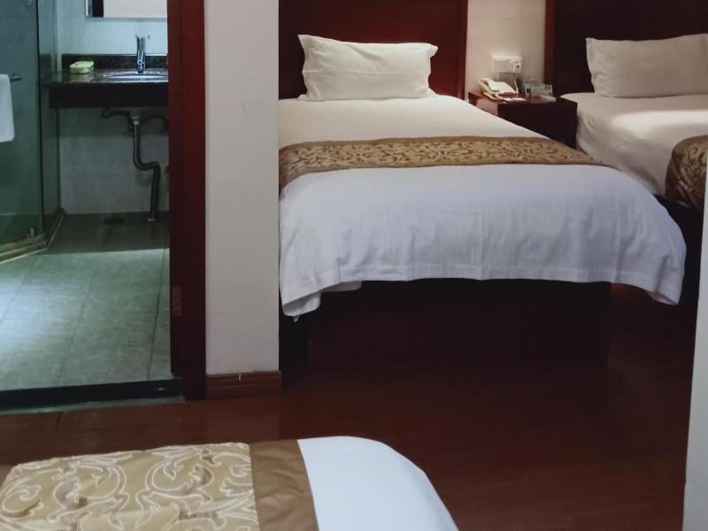 Greentree Inn Jiangsu Taizhou Jingjiang Bus Station Express Hotel Екстер'єр фото