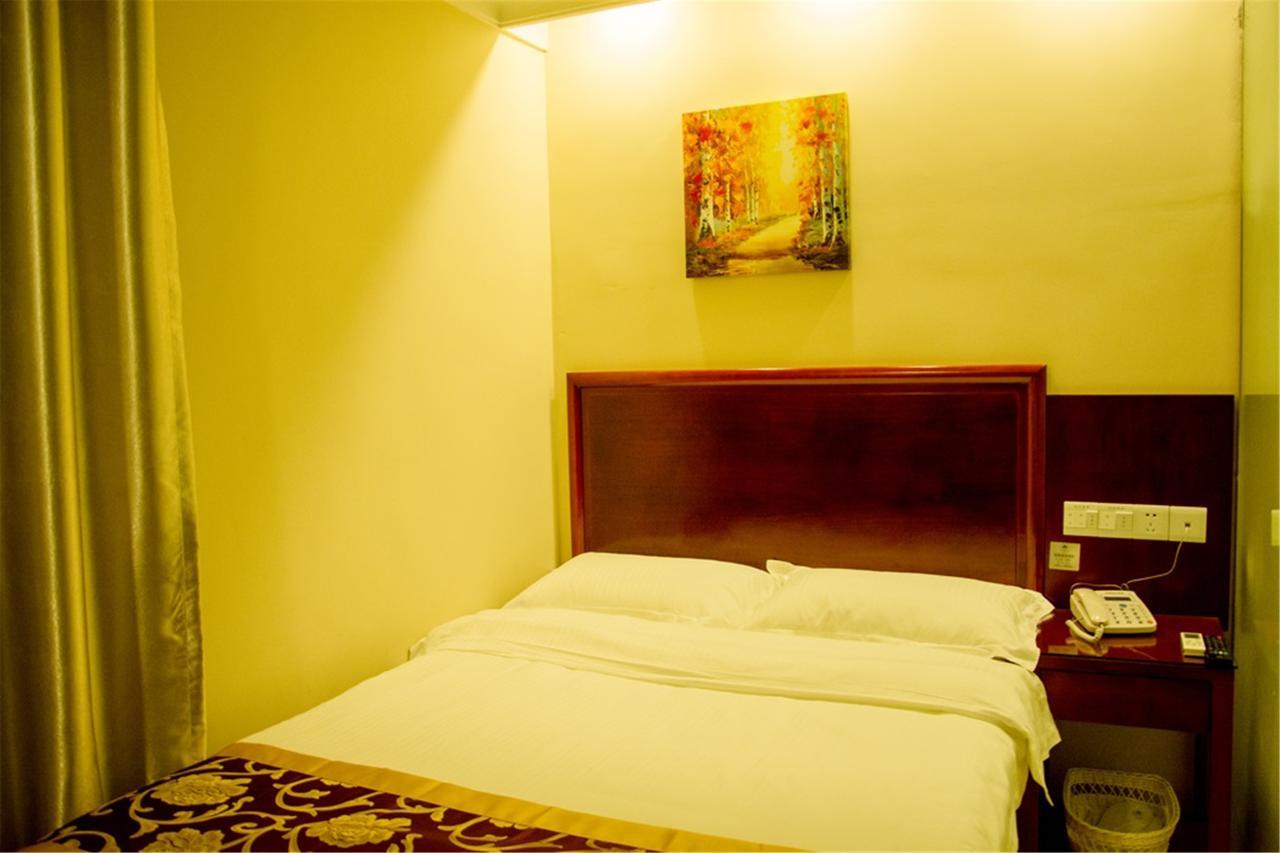 Greentree Inn Jiangsu Taizhou Jingjiang Bus Station Express Hotel Екстер'єр фото